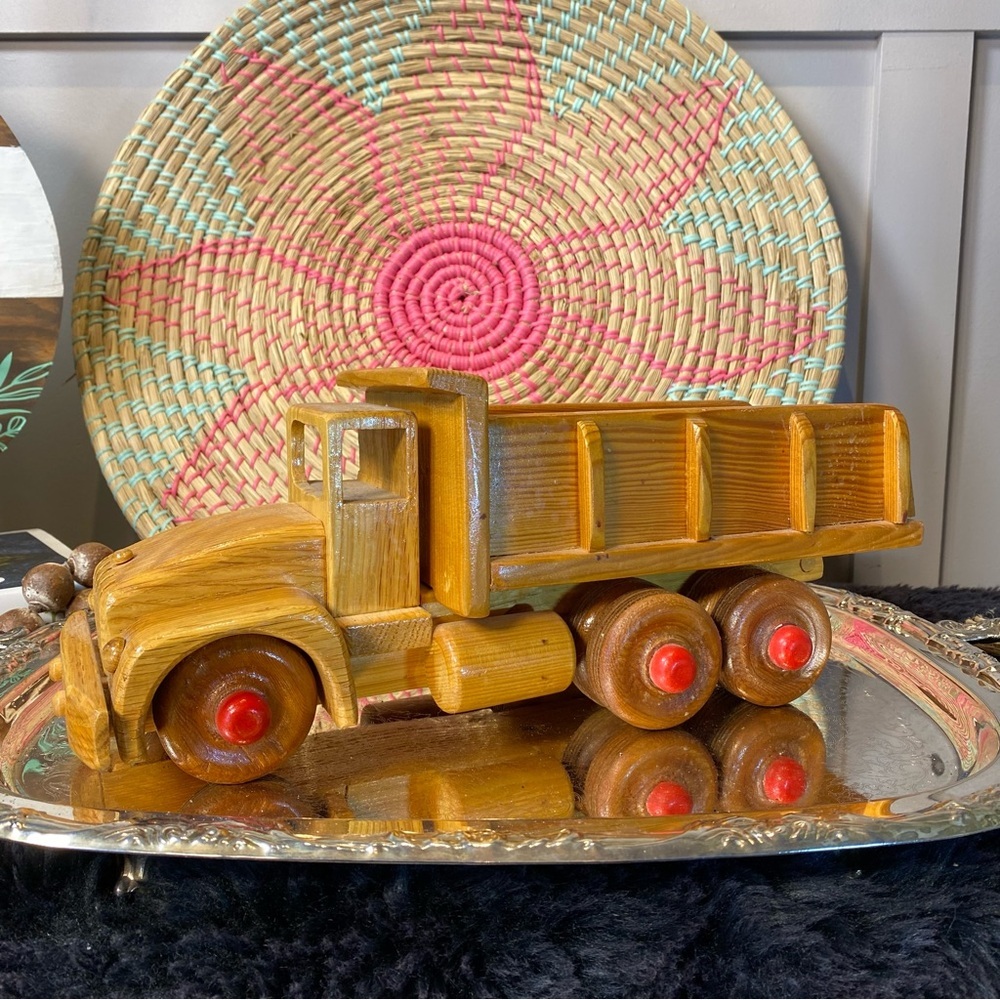 Vintage Handmade Wooden Antique Truck Model Decor - Natural Finish